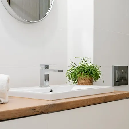 Apartament W Sercu Poznania - Zwierzyniecka *